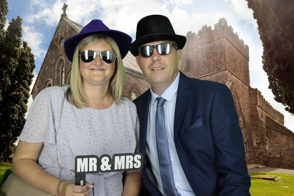 Natalie & Marc | View more photos from the event at gallery.myphotoboothexperience.co.uk/u/MyPhotoBoothExperienceLtd/Natalie-Marc